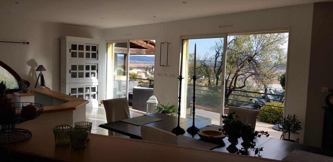 Beautiful Villa With A Stunning View Roujan Extérieur photo